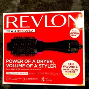 REVLON ONE STEP HAIR DRYER